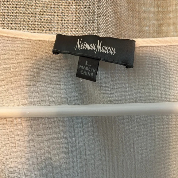 Neiman Marcus size large gauze, tunic, excellent condition - Picture 2 of 4